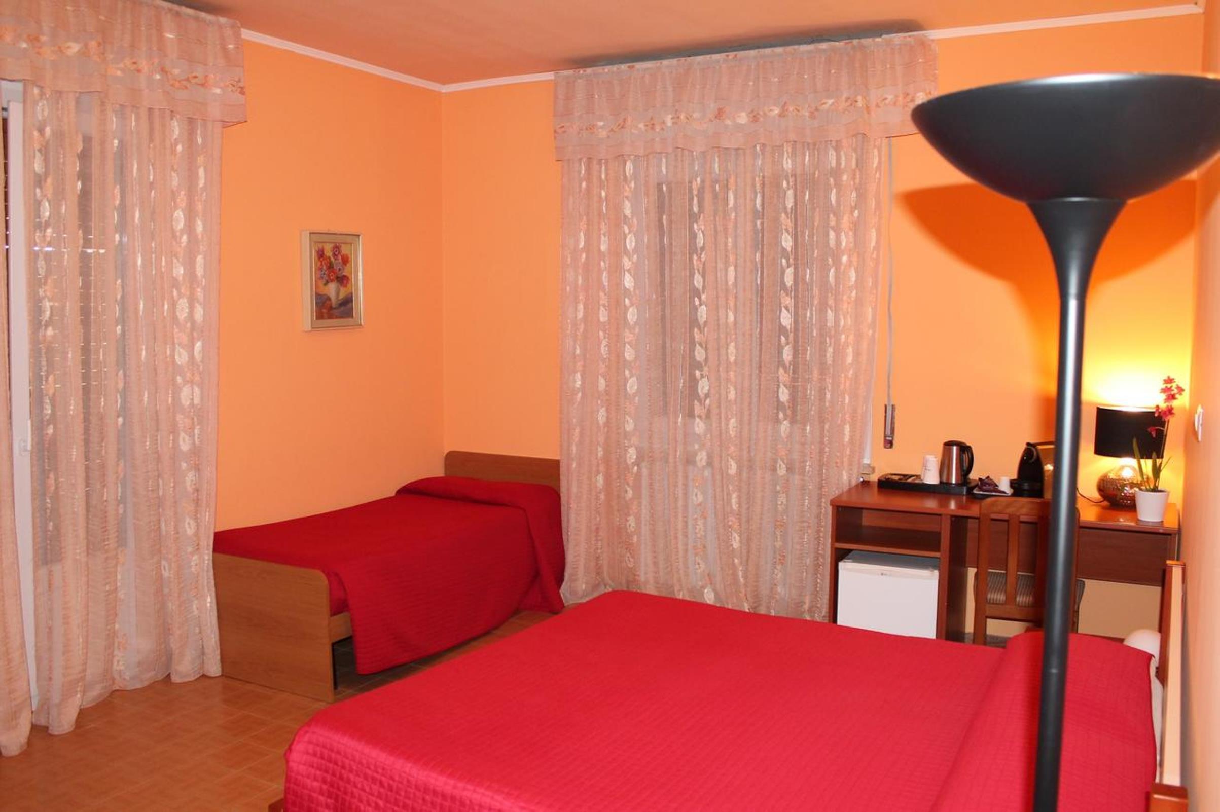 Albergo Paradiso Maccagno Εξωτερικό φωτογραφία