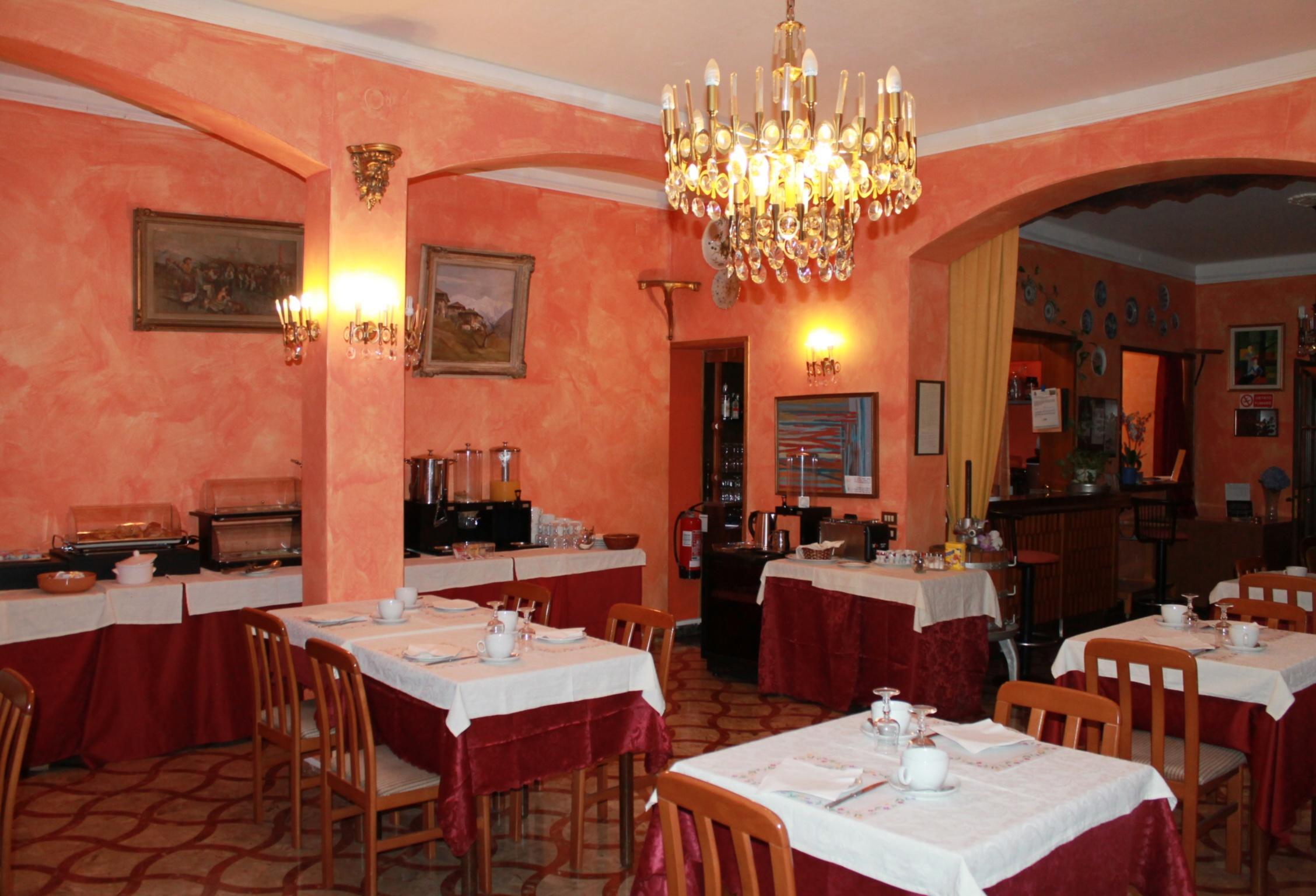 Albergo Paradiso Maccagno Εξωτερικό φωτογραφία