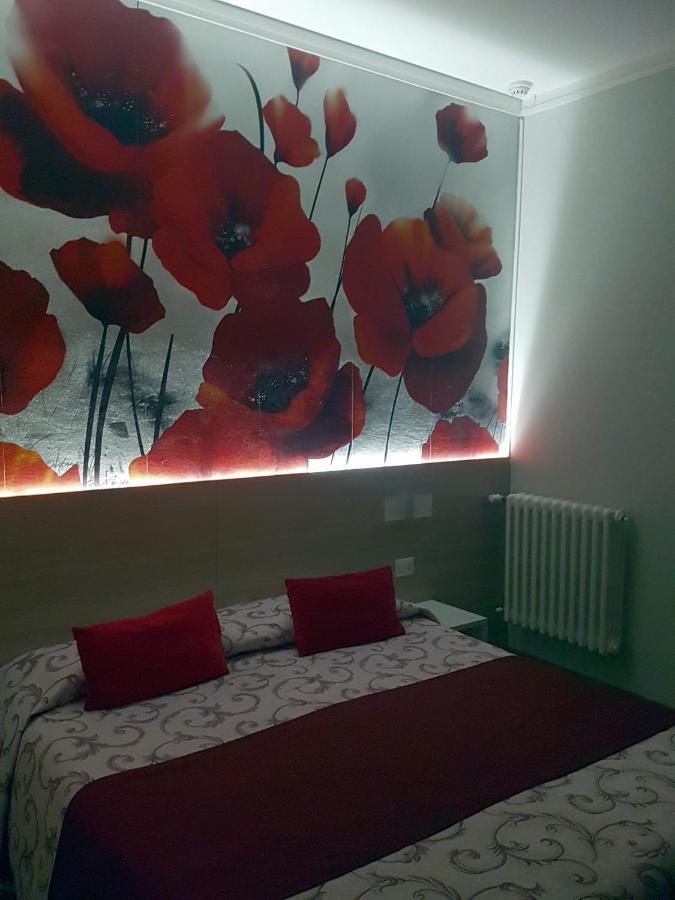 Albergo Paradiso Maccagno Εξωτερικό φωτογραφία