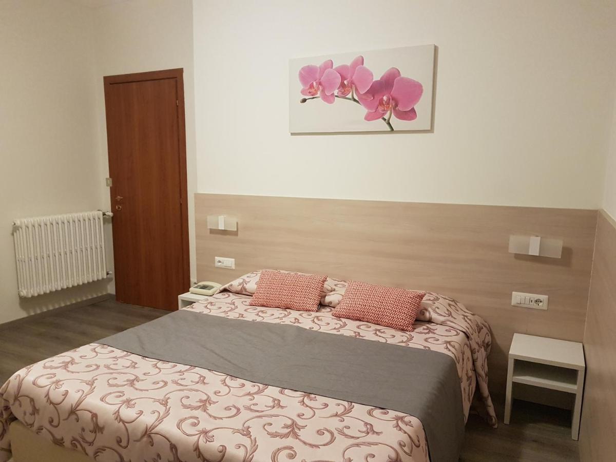 Albergo Paradiso Maccagno Εξωτερικό φωτογραφία
